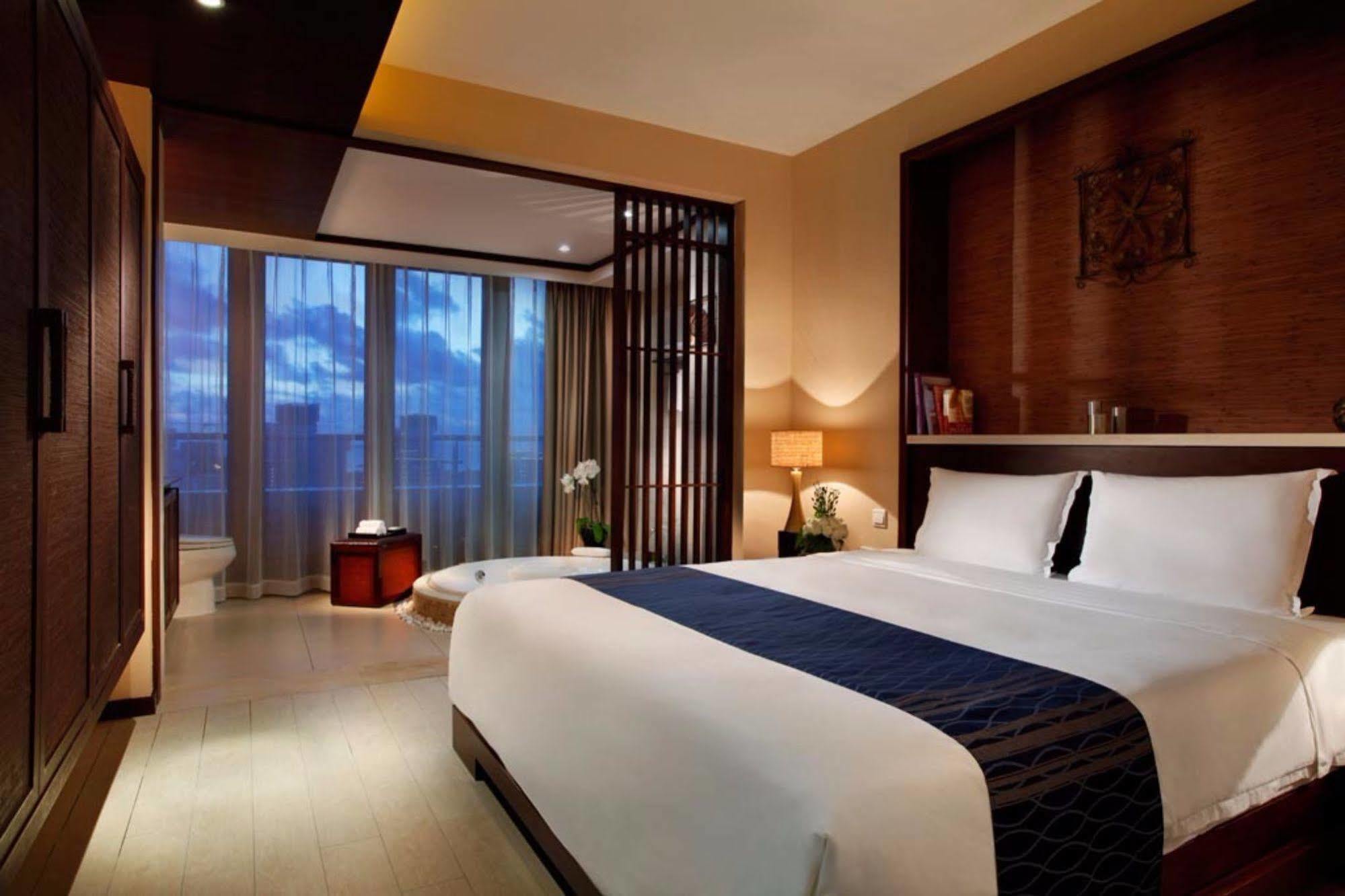 Serenity Coast All Suite Resort سانيا المظهر الخارجي الصورة