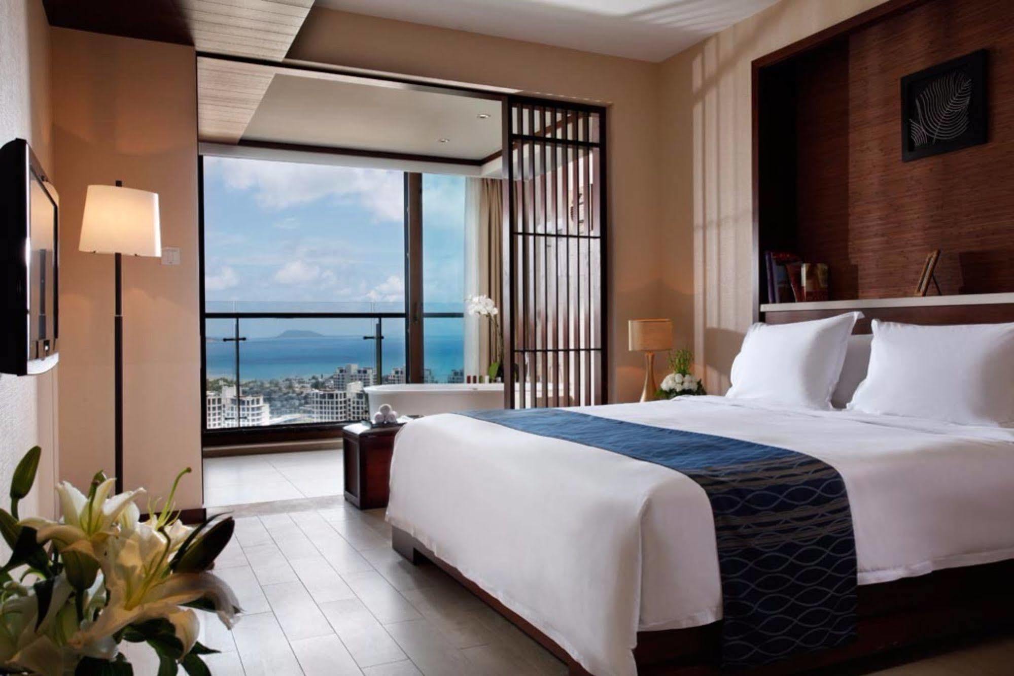 Serenity Coast All Suite Resort سانيا المظهر الخارجي الصورة