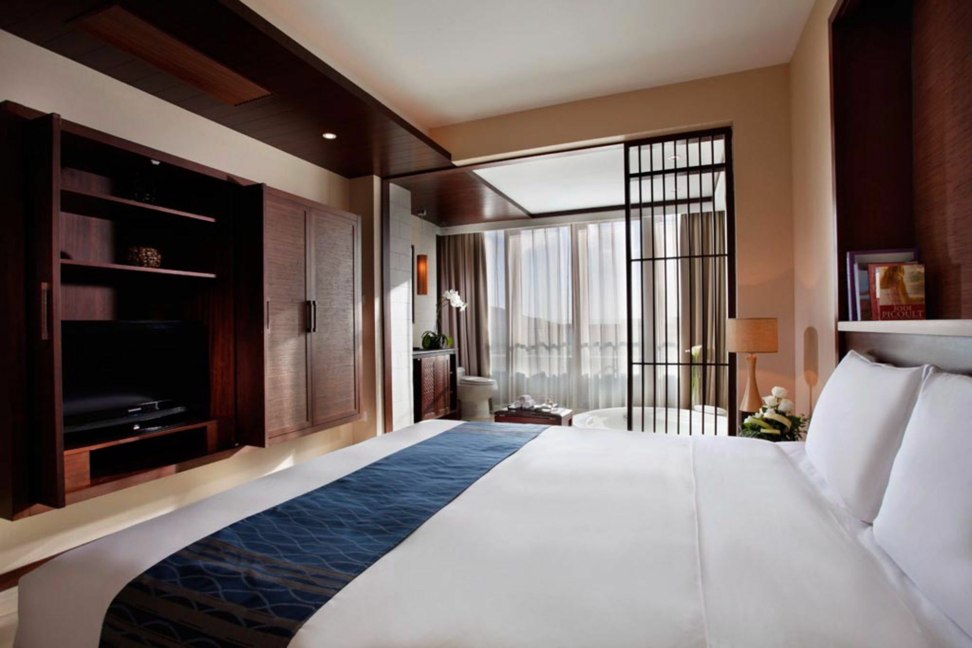 Serenity Coast All Suite Resort سانيا المظهر الخارجي الصورة